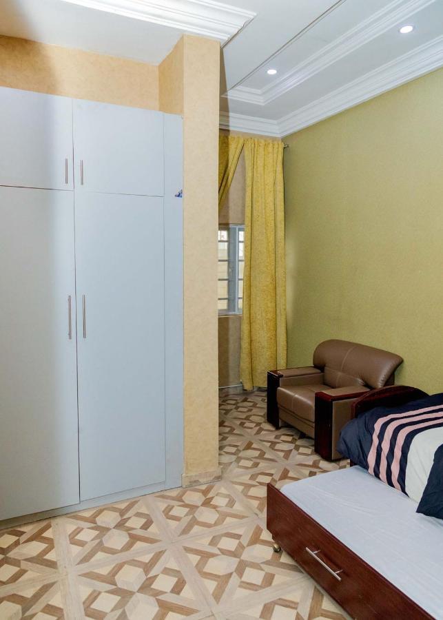 Akingston Residence Ибадан Экстерьер фото