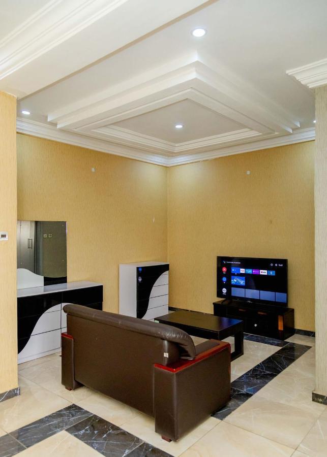 Akingston Residence Ибадан Экстерьер фото