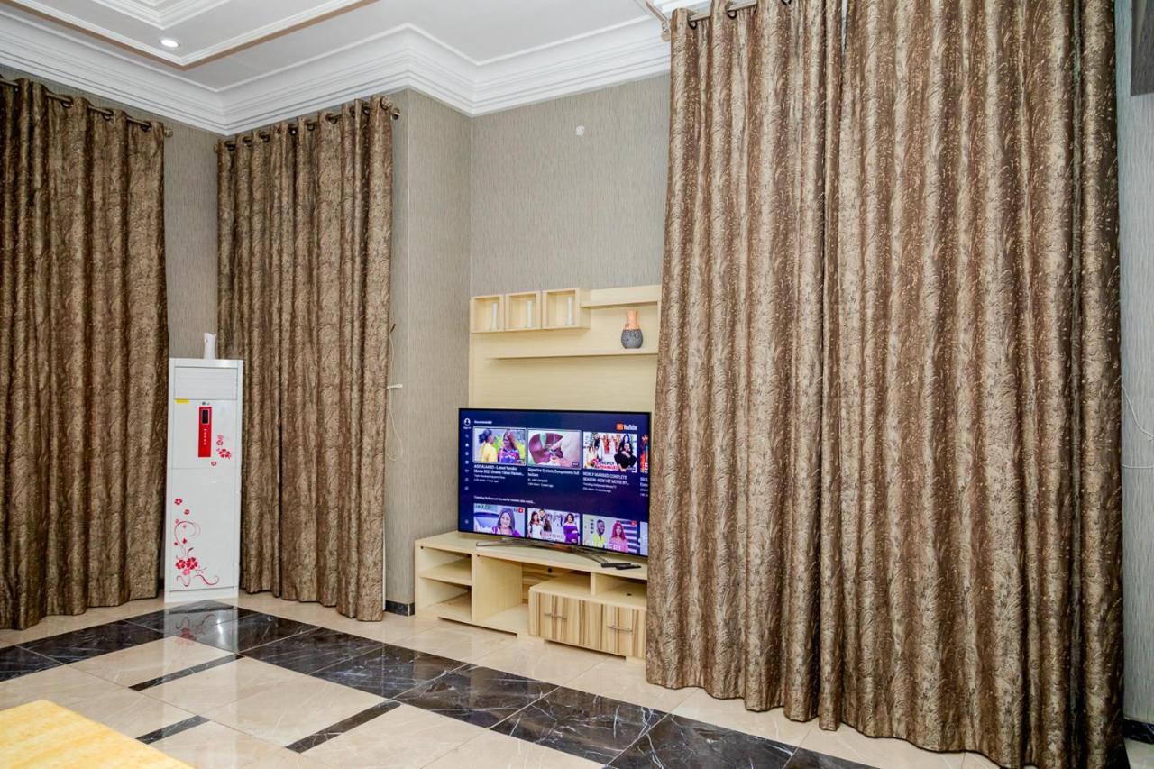 Akingston Residence Ибадан Экстерьер фото