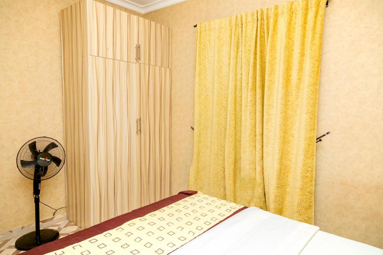 Akingston Residence Ибадан Экстерьер фото