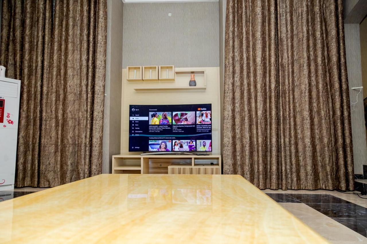Akingston Residence Ибадан Экстерьер фото
